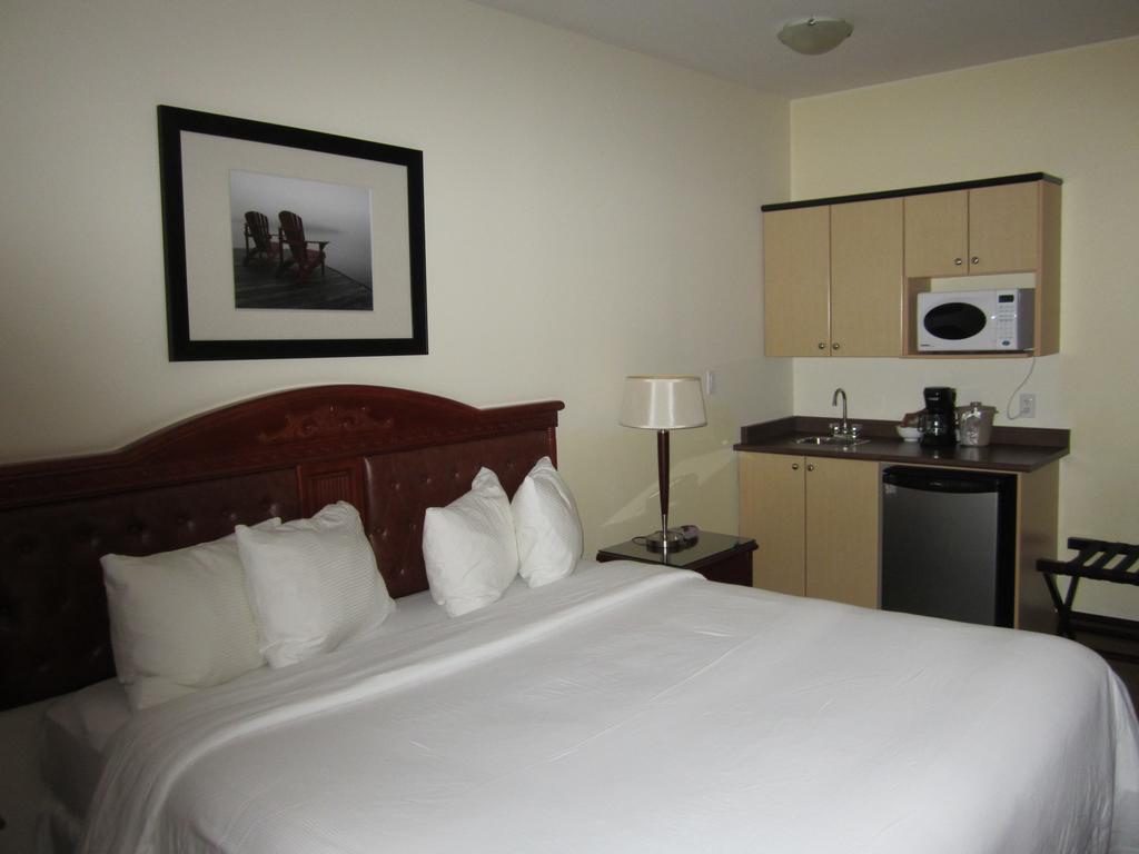 Trend Mountain Hotel & Conference Centre Tumbler Ridge Dış mekan fotoğraf